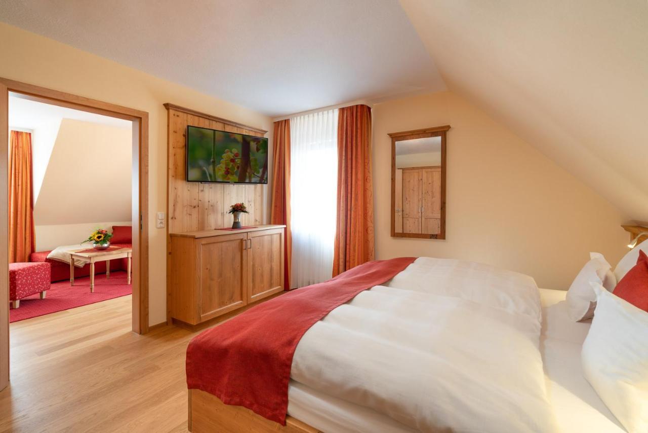 Ferienwohnungen Engelmannstift Bacharach Bagian luar foto