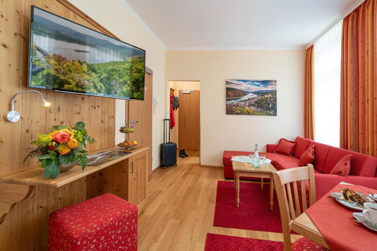 Ferienwohnungen Engelmannstift Bacharach Bagian luar foto